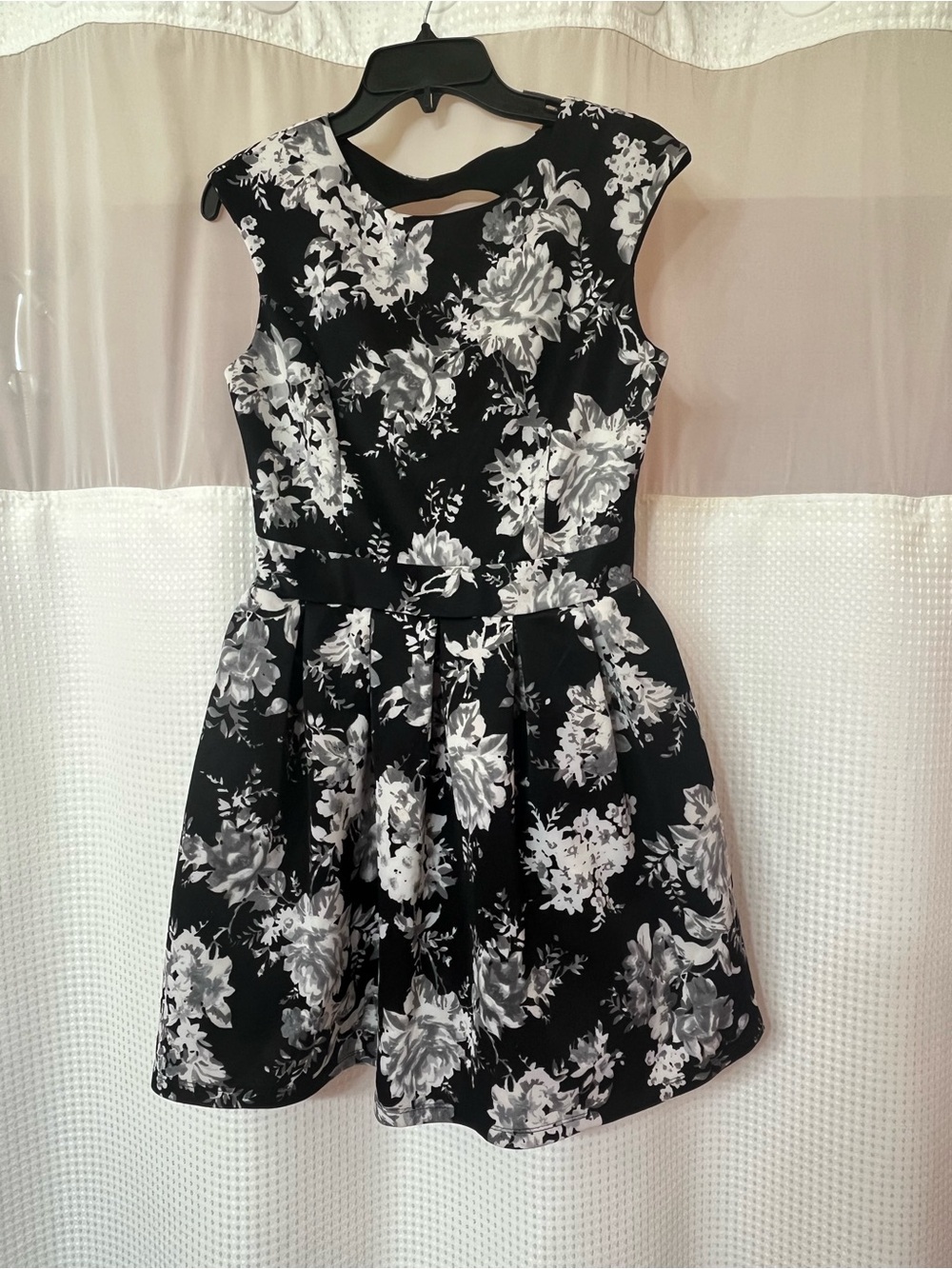 Emerald Sundae Black & White Floral Fit-and-Flare Dress
